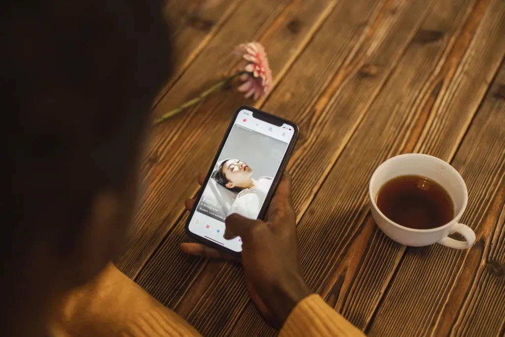 Online Dating Profilbild Tipps: Schritt für Schritt richtig vorgehen
